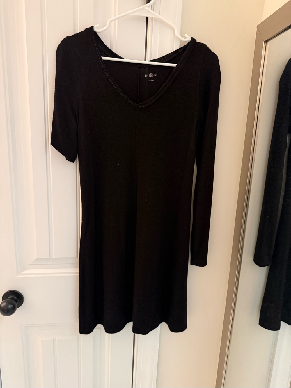 Black V-Neck Long Sleeve Women’s Dress